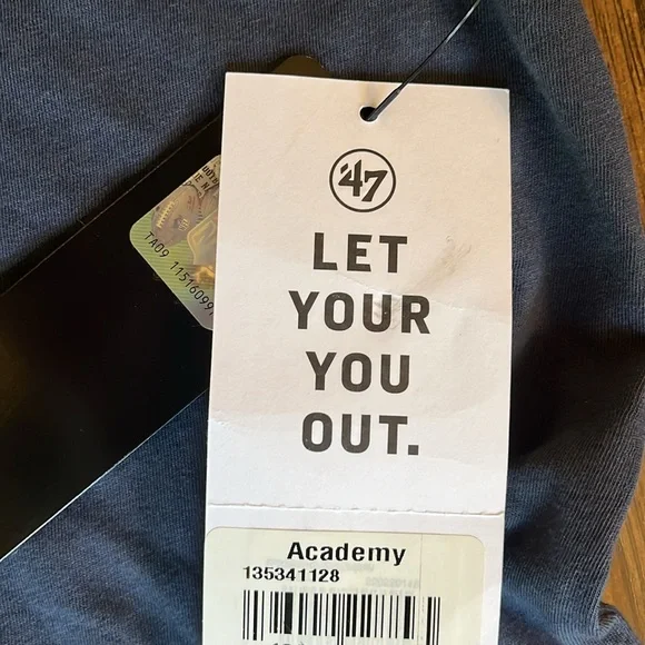 NWT!!  Dallas Cowboys women’s t-shirt, size medium - Picture 4 of 7